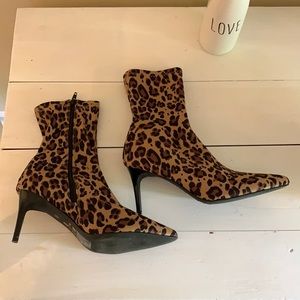 Cadaoria cheetah print high heel boots size 9